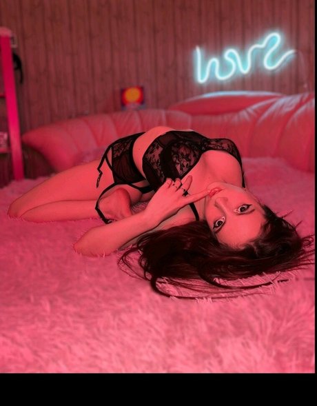 Lissanna naked star gallery