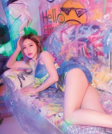 Deejaysoda model hot picture