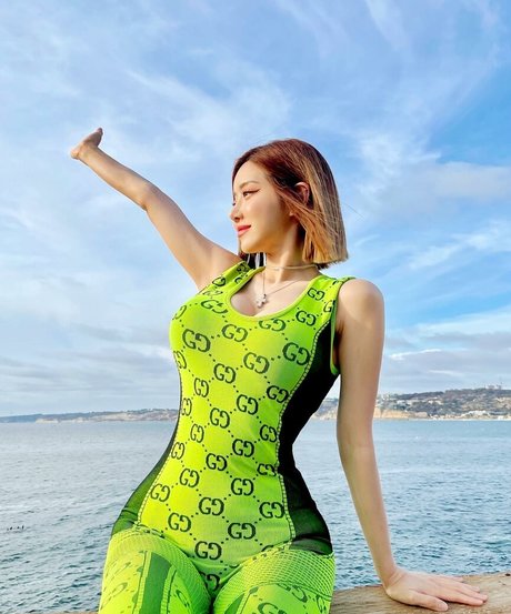 Deejaysoda star beautiful photo