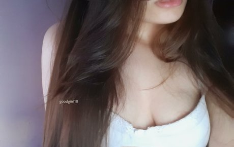 GoodGiirl18 star perfect photos