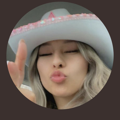 Ohdamnitsann nudes star gallery