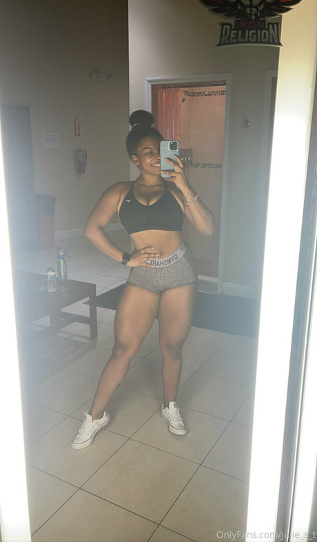 Julie Silver nudes model pictures