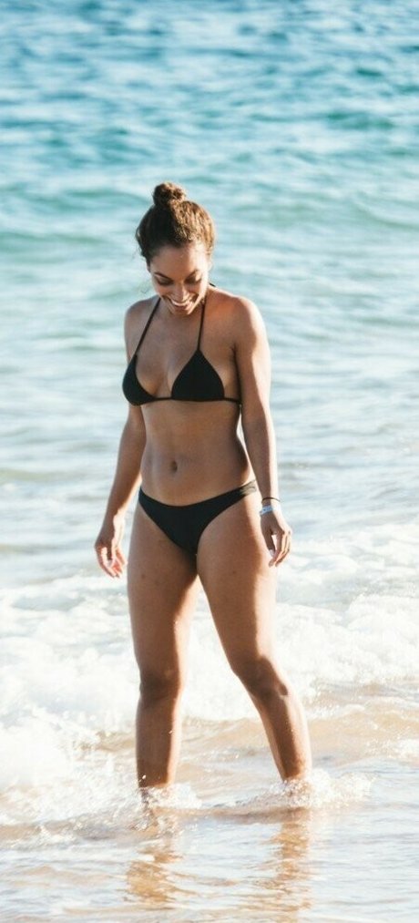 Lyndie Greenwood star hd pic