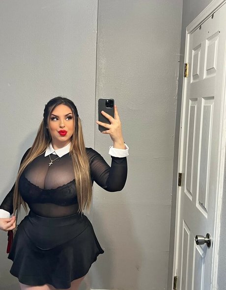 Daniela Ehimy pornstar naked archive