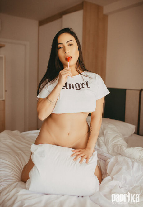 Camila Nobrega nice model pic