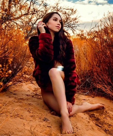 Anais Palacios pornographic model galleries