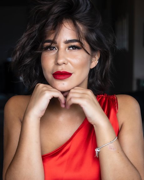 Nadia Jaftha nice model photo