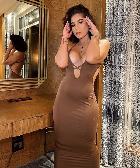 Nadia Jaftha hd actress photo