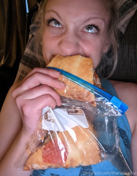 theradicalfox perfect star picture