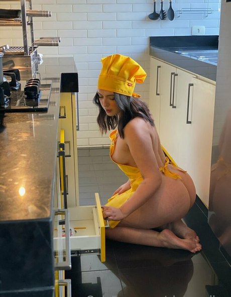 Clara Wellen pornstar exclusive pictures