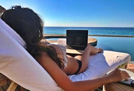 Maria Ho pornstar top pic