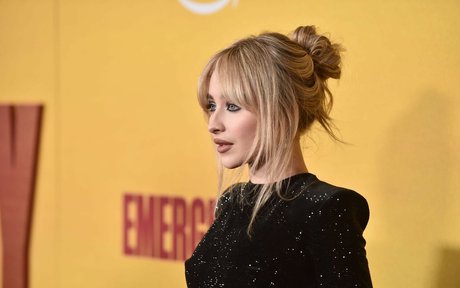 Sabrina Carpenter nudes star photo