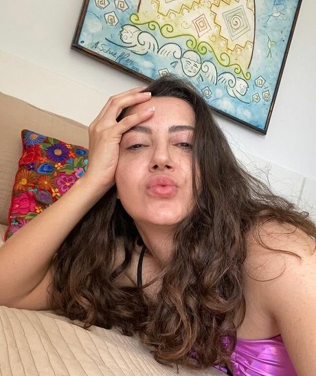 Luciana Belissimo hot actress pictures