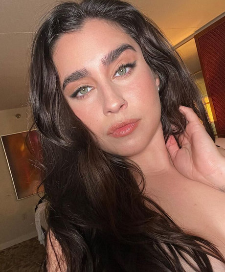 Lauren Jauregui free pornstar image