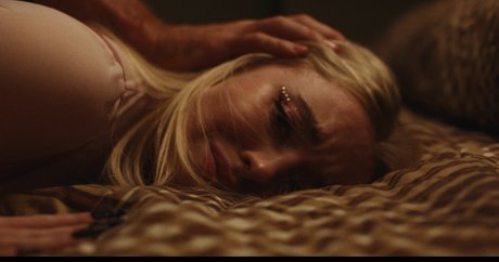 Sydney Sweeney nude actress photo