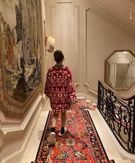 Selena Gomez high quality model img