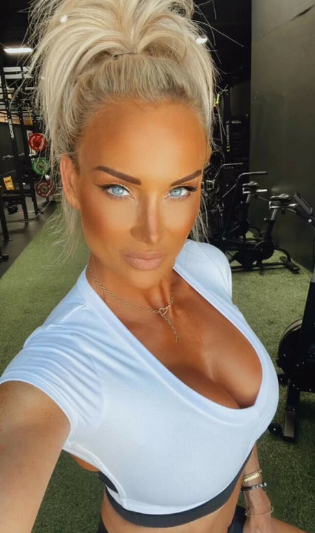 Disco Mammi model exclusive img