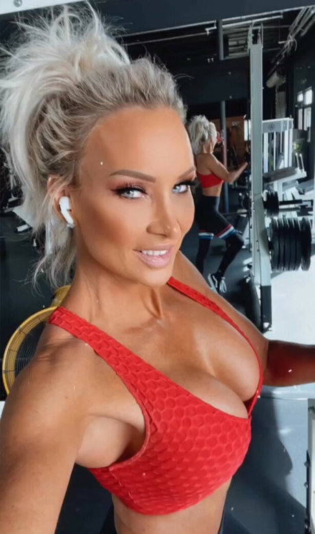 Disco Mammi adult actress pic