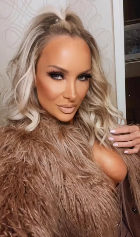 Disco Mammi model exclusive archive