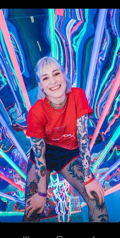 Mariana Ayres sex model pics