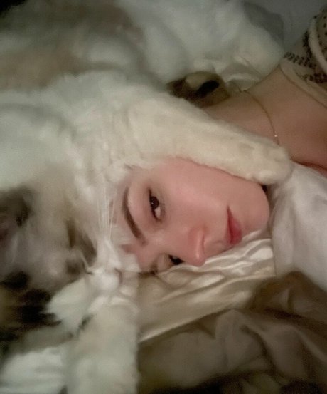 Anya Taylor Joy nude model archive