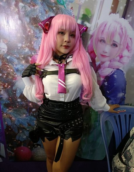 Sayo Momo hd pornstar images