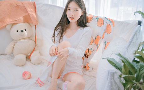 Pureding nice pornstar images