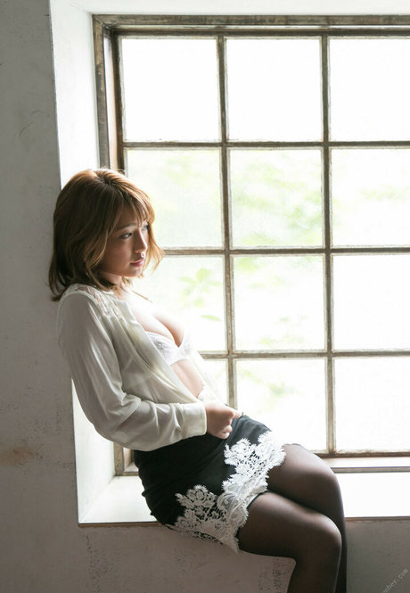 Tomomi Morisaki model sex pics