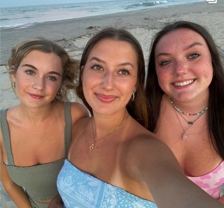 Addie Forche art star photos