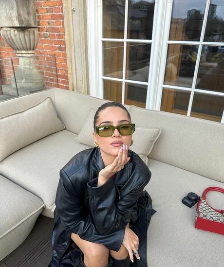 Jessy Hartel star hot pic