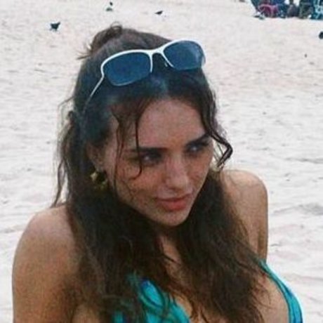 Rafa Kalimann best star images