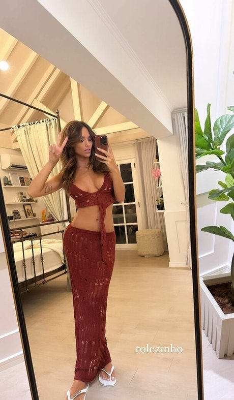 Rafa Kalimann pretty star photos