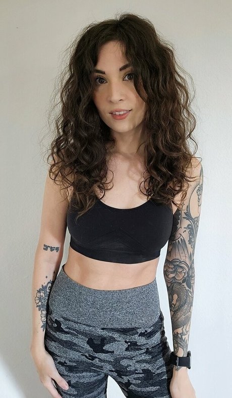 MelonieMac nice model galleries