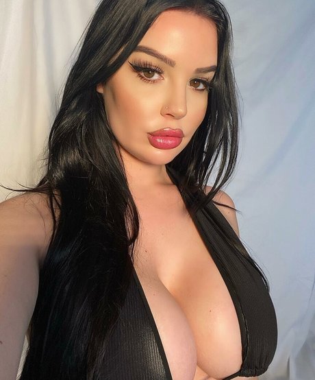 Elizabeth Georgina best pornstar pic