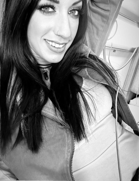 Jacy Jayne model top picture