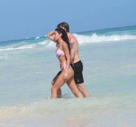 Chantel Jeffries pretty star photos