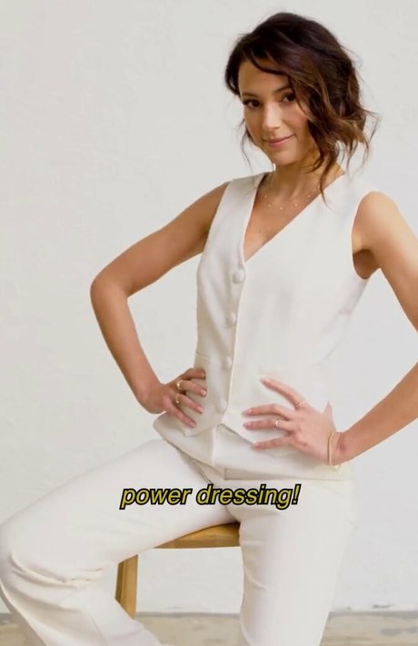 Michelle Keegan erotic actress pic