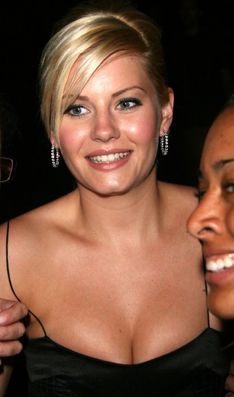 Elisha Cuthbert pornstar perfect pics