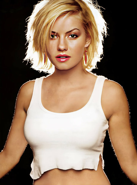 Elisha Cuthbert naked model pic