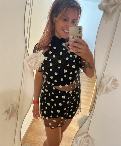 Dani Botan hot star archive