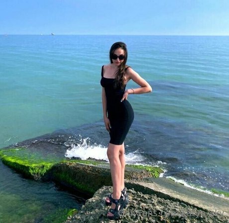 katya sky hd model img