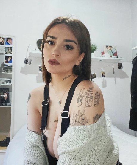 Delfi Peralta perfect pornstar img