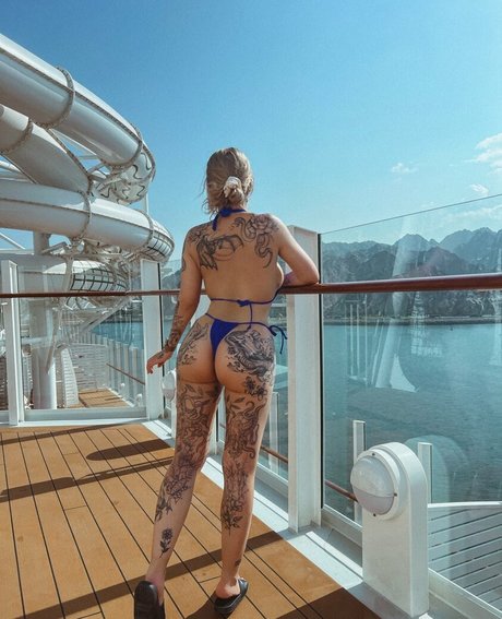 Kunshikitty model best photo