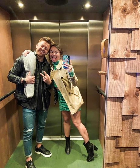 Robyn Richford perfect actress photos