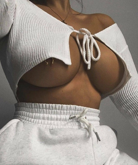 ginavhuynh free actress photo