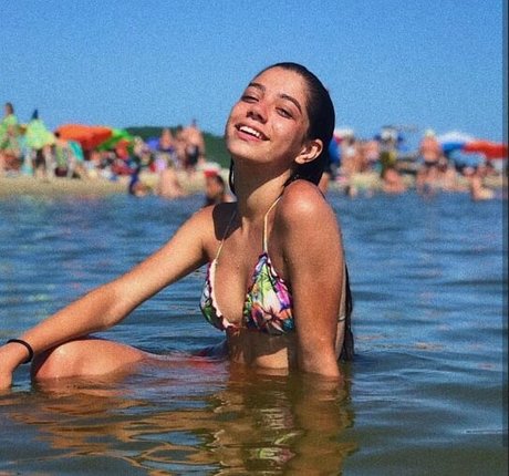 Ana Karolina Pfleger porn star photos