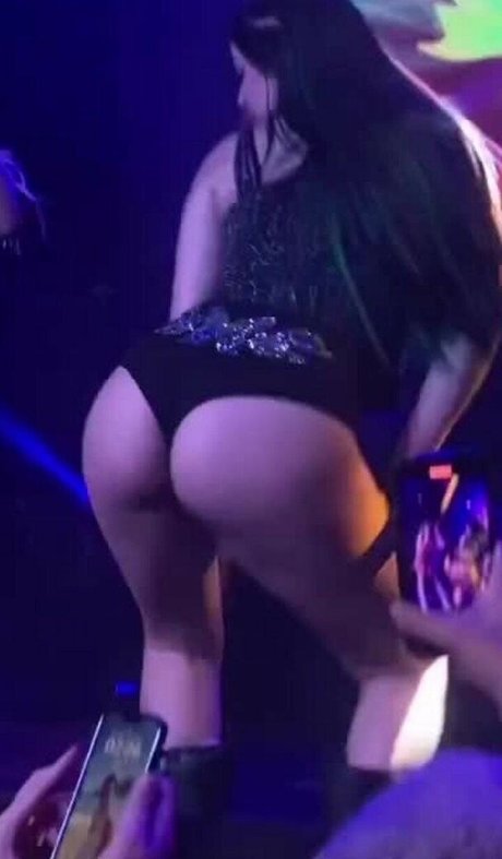 MC Bella Angel high quality star image