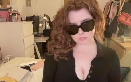 Gemothy hd pornstar pic