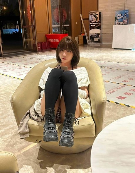 shiliuyelei erotic pornstar pic