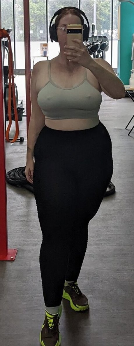 SpicyHani model pics